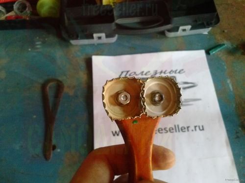 Приспособление для чистки рыбы своими руками