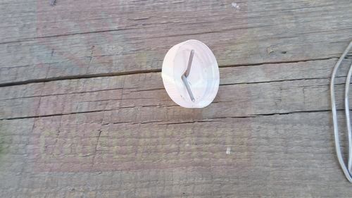 Процесс изготовления цветов из пластиковых бутылок