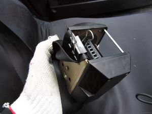 Ремонт клинящего ремня безопасности на автомобилях ВАЗ