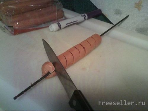 Как приготовить спиральные сосиски