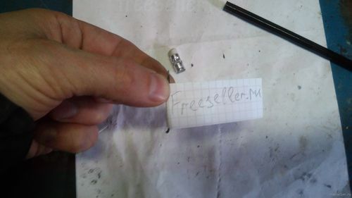 Процесс изготовления тайника для шпаргалок в карандаше