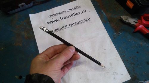 Тайник для шпаргалок в карандаше