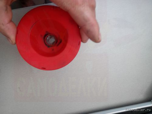 Как просверлить отверстие без пыли и пылесоса