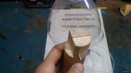процесс изготовления ручного бутылкореза