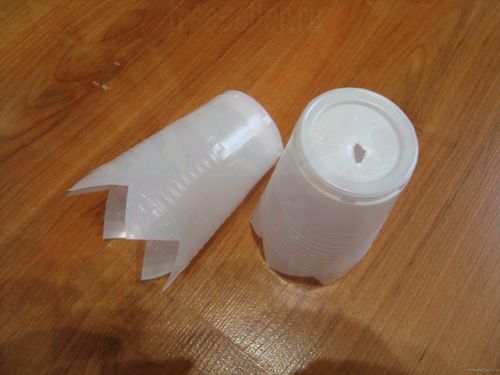 Изготовление колокольчиков из одноразовых стаканов