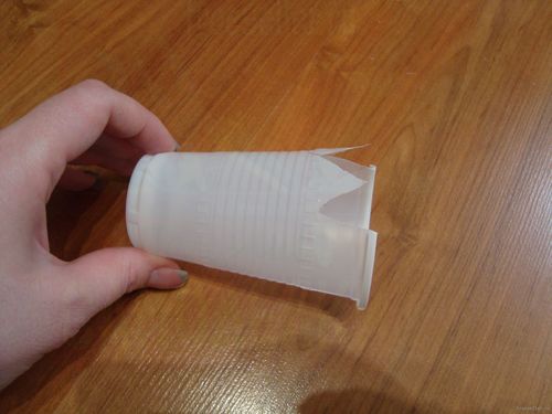 Изготовление колокольчиков из одноразовых стаканов