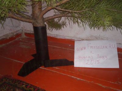 Тринога для новогодней елки своими руками