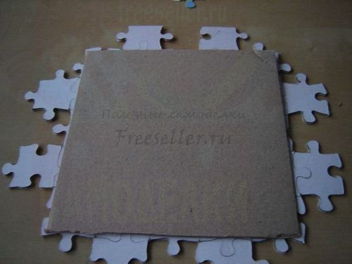 Процесс изготовления пазлов часов