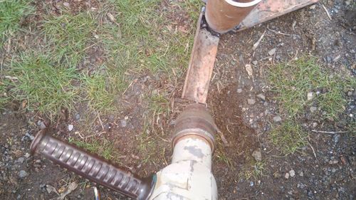 Процесс изготовления триноги для елки