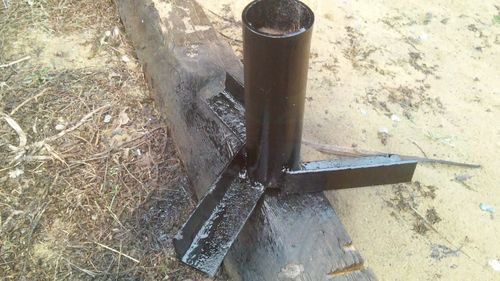 Процесс изготовления триноги для елки