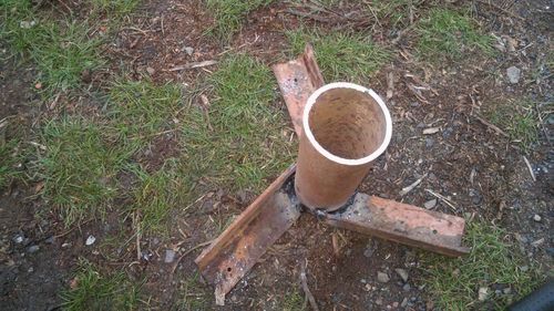 Процесс изготовления триноги для елки