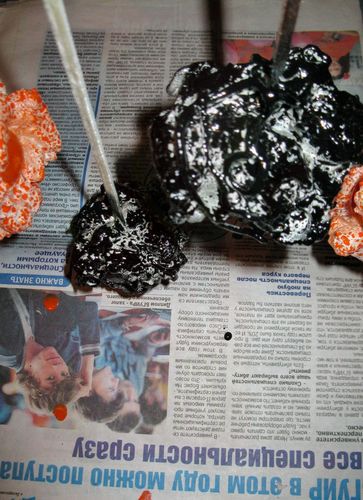 Процесс изготовления сюрреалистичной ёлочки с овечками