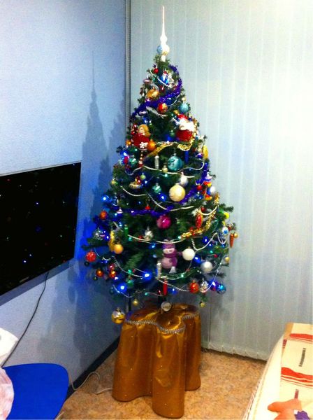 ? Вращающаяся подставка для ёлки своими руками