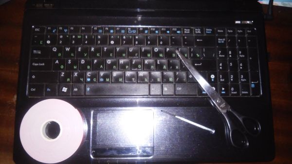 Материалы и инструменты для доработки клавиатуры ноутбука
