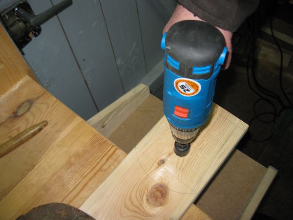 Изготовление подставки для электролобзика