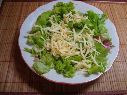 Процесс приготовления салат Цезарь