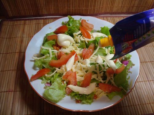 Процесс приготовления салат Цезарь