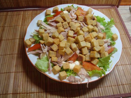 Процесс приготовления салат Цезарь