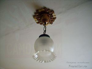 Минималистичный потолочный светильник из старой люстры
