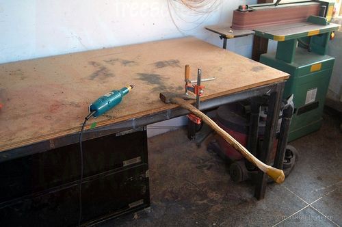 Шедевр из обычного топора