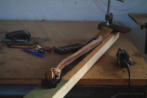 Шедевр из обычного топора