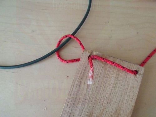 Процесс изготовления круглого скворечника