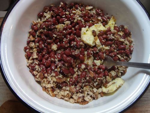 Процесс приготовления салата из корейской моркови