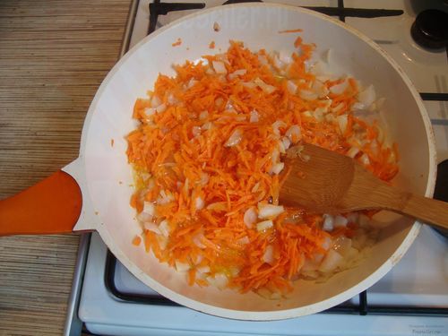 Процесс приготовления запеченных шампиньонов