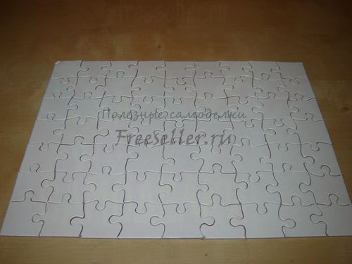 Процесс изготовления пазлов часов