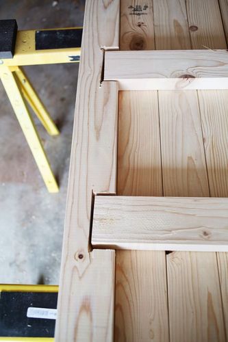 Процесс изготовления необычного журнального столика