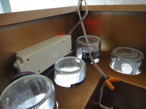 Процесс изготовления люстры из стекла и алюминия своими руками