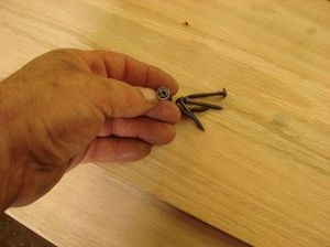 Процесс изготовления деревянной вешалки своими руками