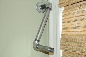 Процесс изготовления полки из стальных труб