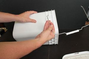 Процесс изготовления бумбокса из корзины