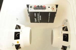 Процесс изготовления бумбокса из корзины