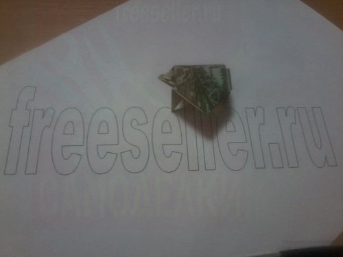 Как сделать лягушку из купюры в технике оригами.