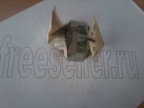 Сердце из купюры в технике оригами