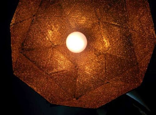 Стильный светильник из бумаги