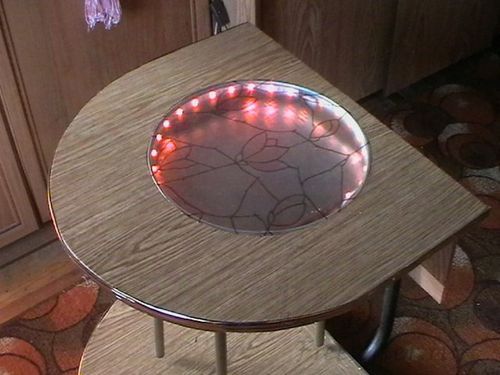 Cтолик на колесах трансформер с подсветкой