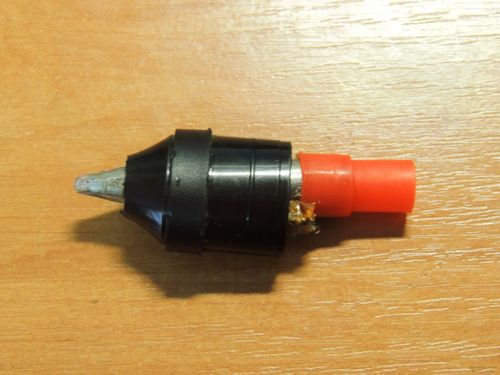 Процесс ремонта клеевого пистолета