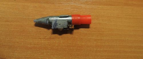 Процесс ремонта клеевого пистолета