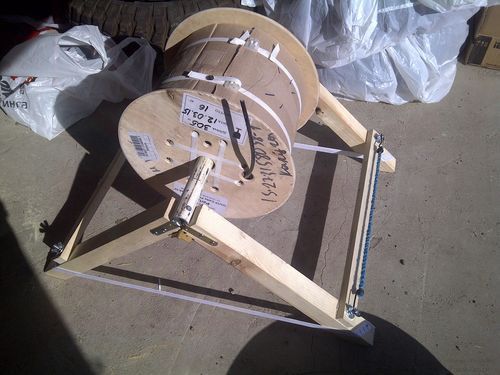 Размотчик для кабеля своими руками