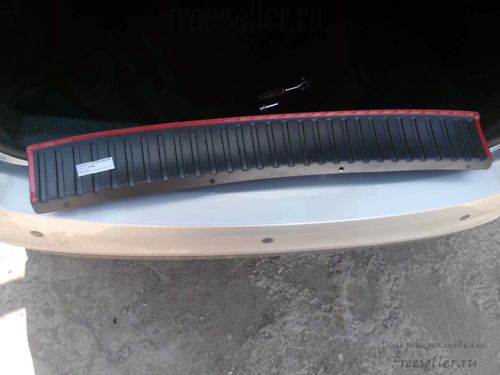 Накладка багажника Лада Калина 2