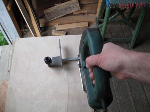 Процесс изготовления стола с ножкам т советского телевизора