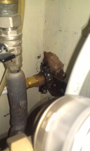 Тропический дождь с потолка