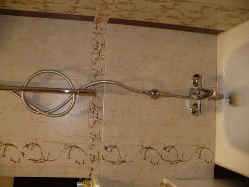 Тропический дождь с потолка