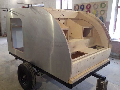 Прицеп Капля своими руками. Потолок и интерьер