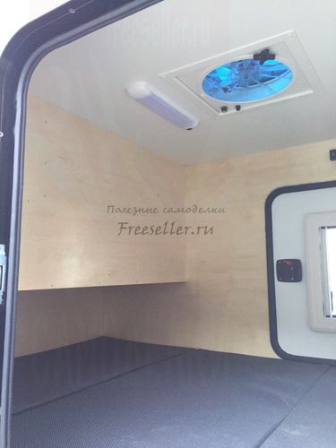 Как сделать прицеп Капля (Teardrop) своими руками. Вид внутри