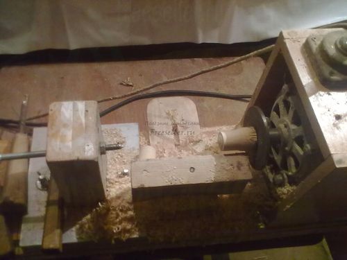 Самодельный токарный станок по дереву