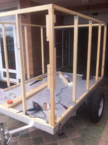 Грузовой фургон на базе легкового прицепа. Процесс изготовления